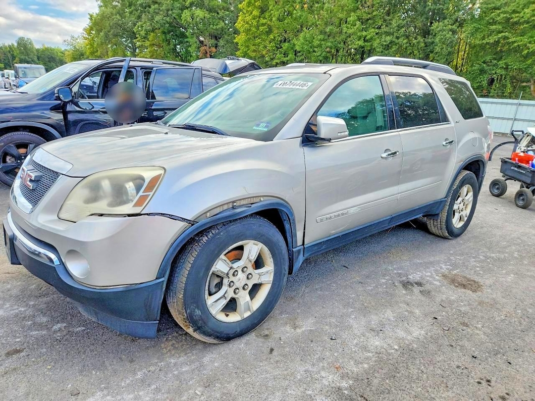 Vue de 2007 GMC ACADIA SLT-2, angle 1