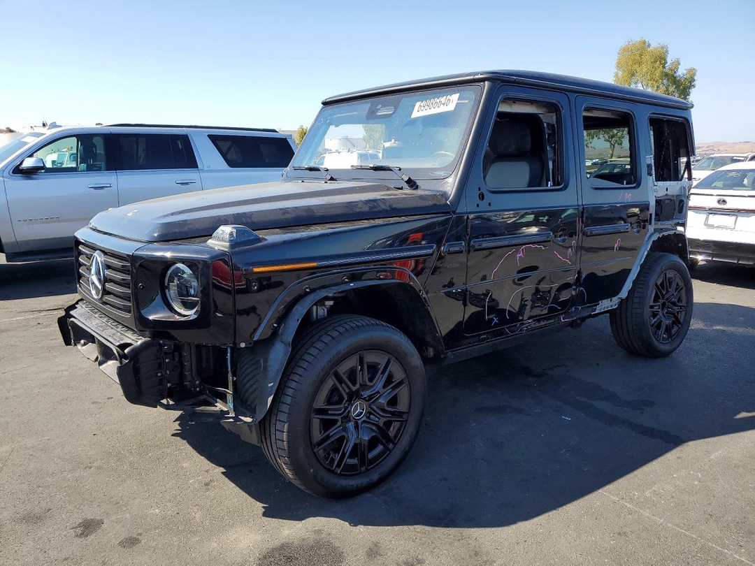 منظر 2025 MERCEDES-BENZ G 580E، زاوية 1