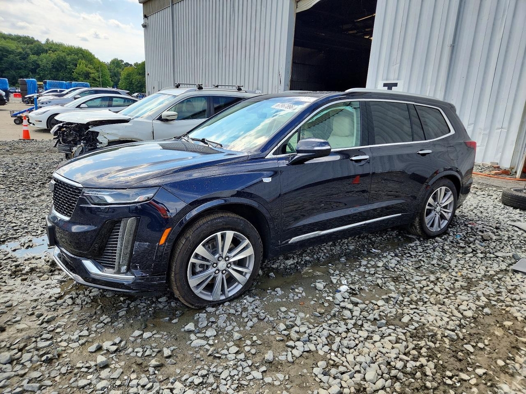 Вид 2022 CADILLAC XT6 PREMIUM LUXURY, угол 1