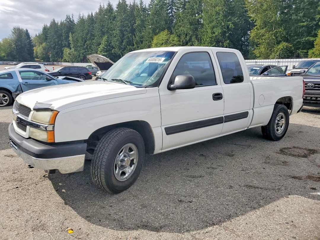 Vue de 2003 CHEVROLET SILVERADO C1500, angle 1