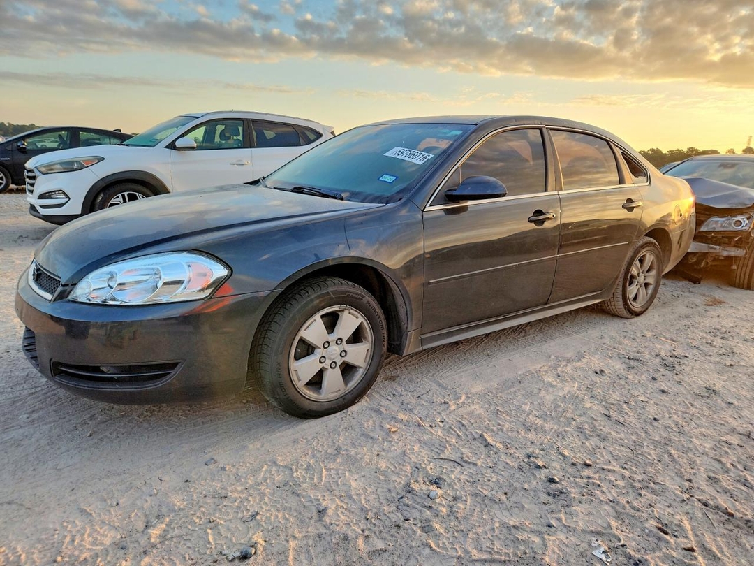 منظر 2013 CHEVROLET IMPALA LS، زاوية 1