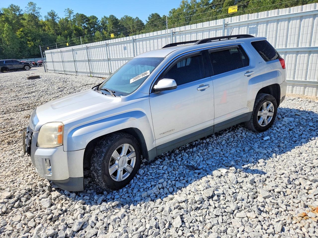منظر 2013 GMC TERRAIN SLT، زاوية 1