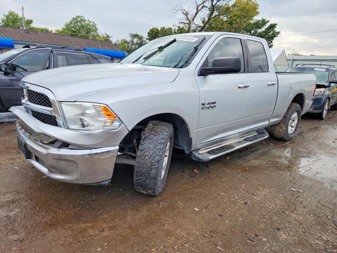 Vue de 2016 RAM 1500 SLT, angle 1