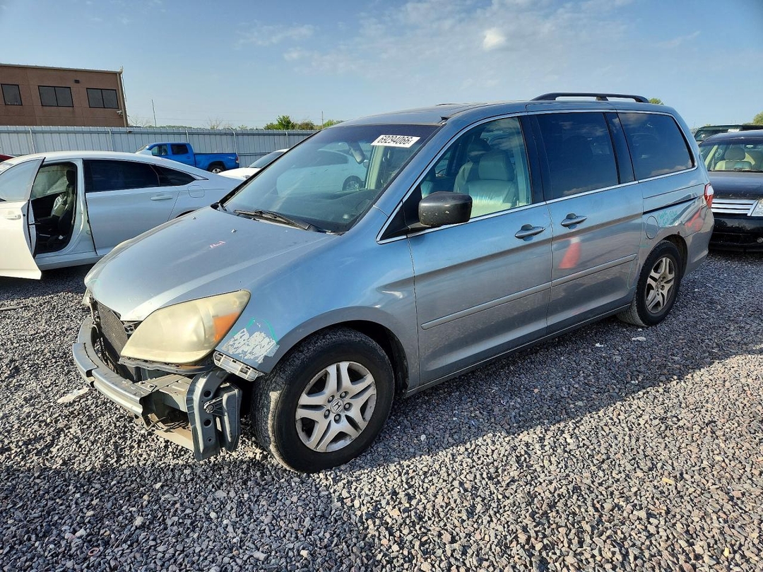 Vue de 2006 HONDA ODYSSEY EXL, angle 1