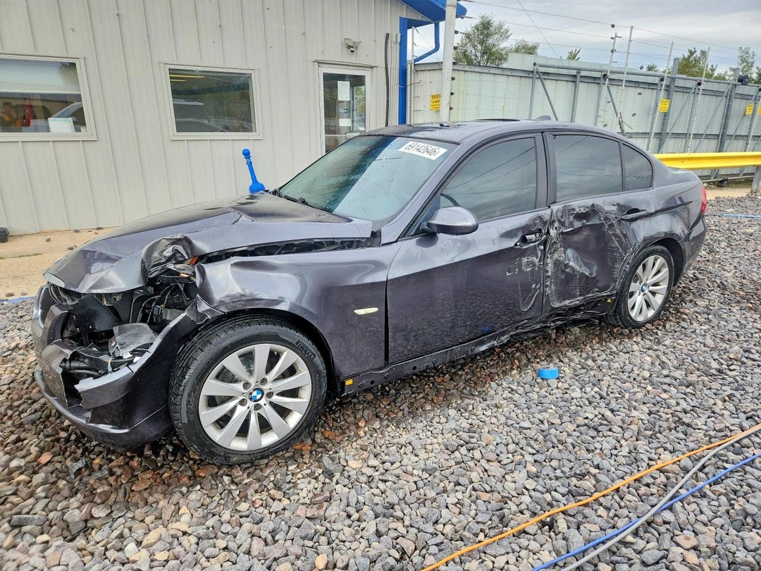 Вид 2007 BMW 328 XI, угол 1