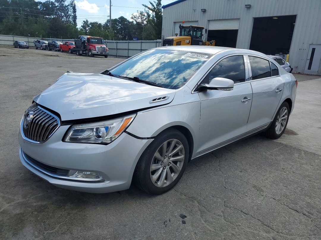 Vue de 2016 BUICK LACROSSE, angle 1