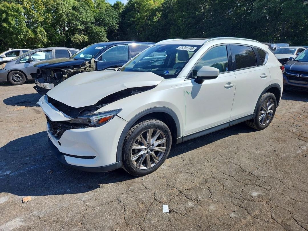 Вид 2021 MAZDA CX-5 GRAND TOURING, угол 1