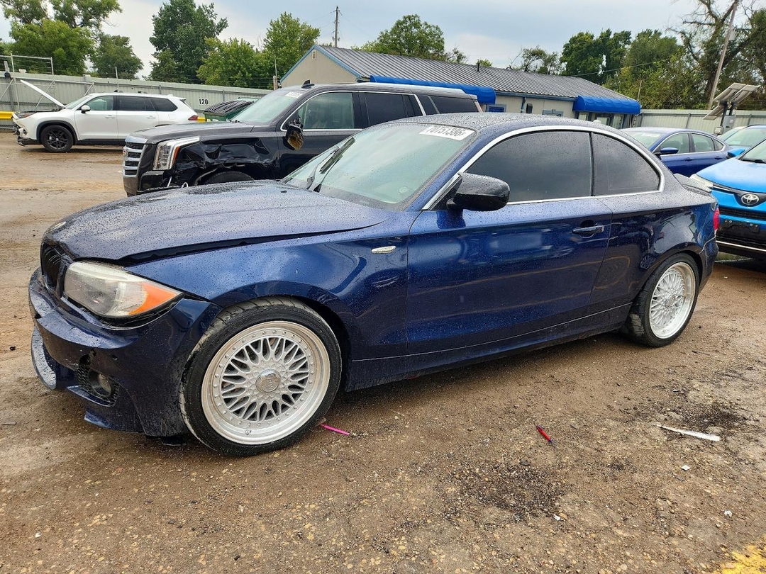 Vue de 2013 BMW 128 I, angle 1