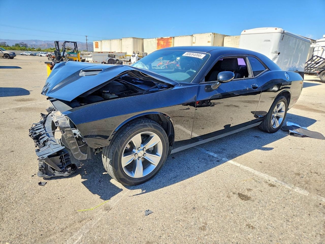 Vista de 2015 DODGE CHALLENGER SXT, ángulo 1