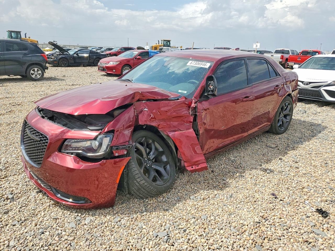 Вид 2023 CHRYSLER 300 TOURING, угол 1