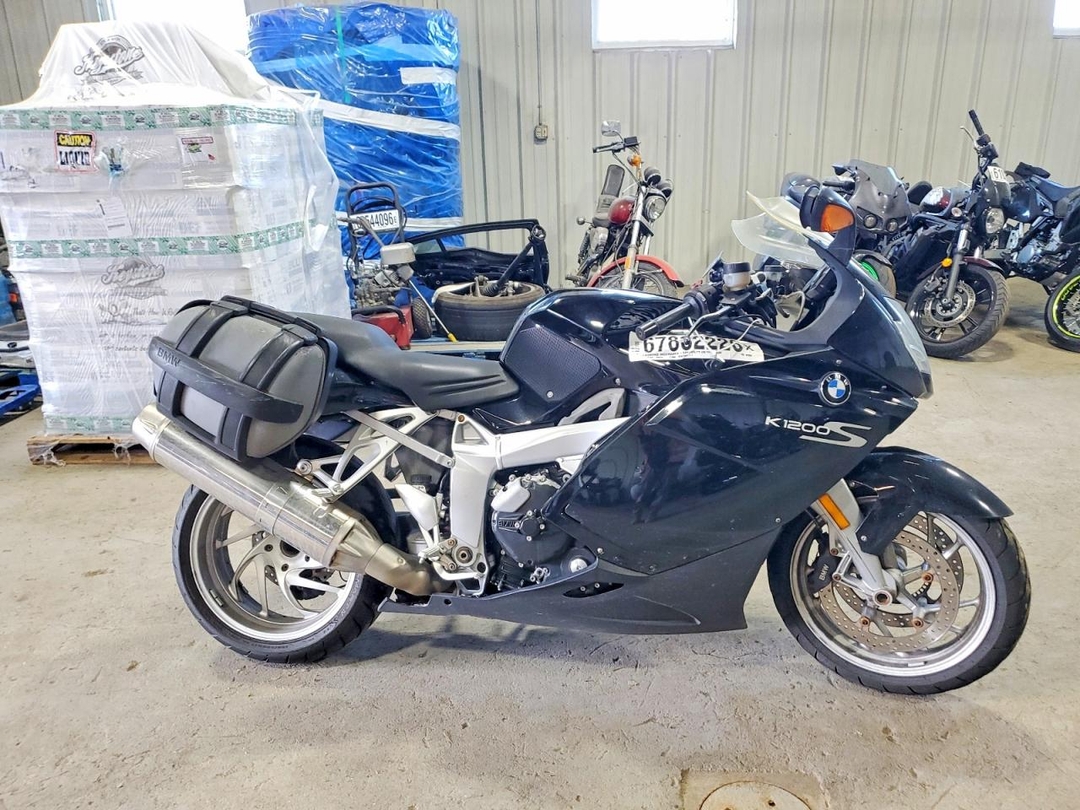 Vista de 2008 BMW K1200 S, ángulo 1
