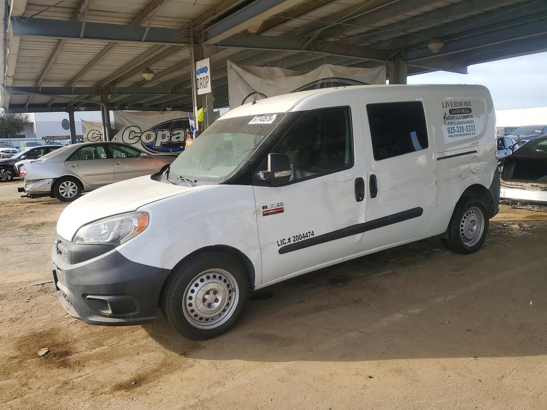 Vista de 2018 RAM PROMASTER CITY, ángulo 1
