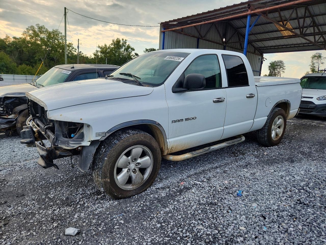 Вид 2004 DODGE RAM 1500 ST, угол 1