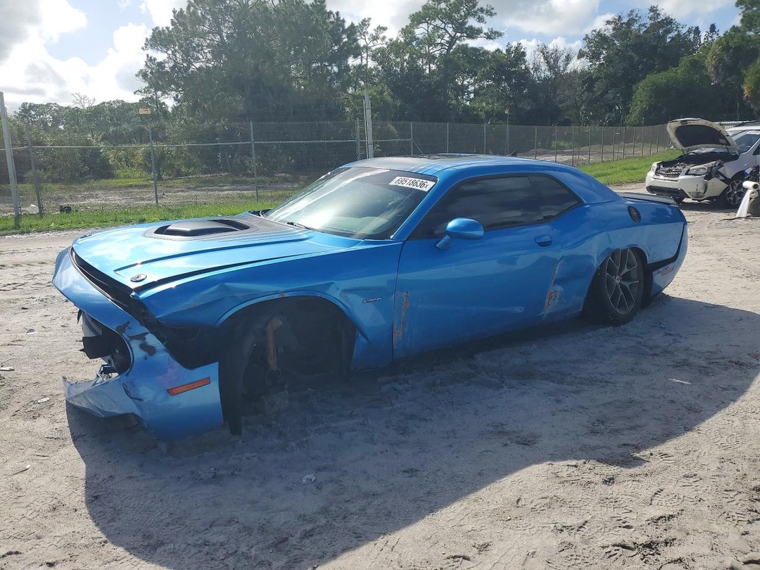 Вид 2019 DODGE CHALLENGER R/T, угол 1