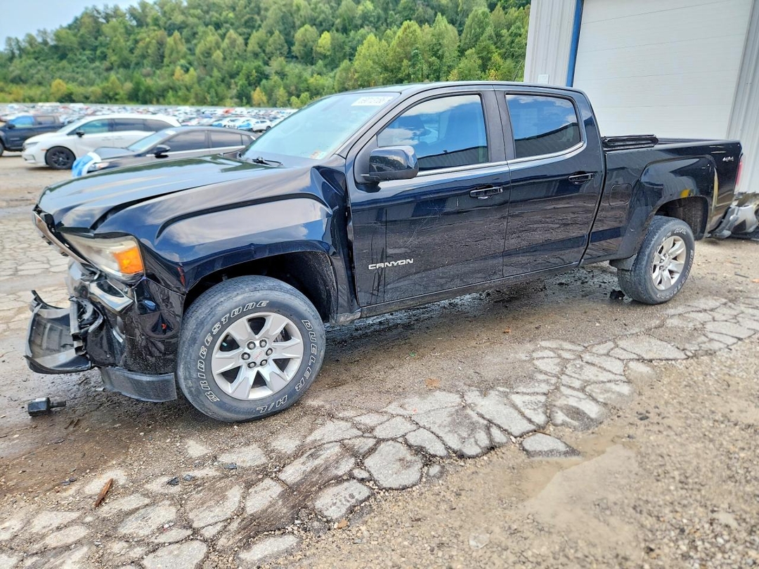 Vista de 2016 GMC CANYON SLE, ángulo 1
