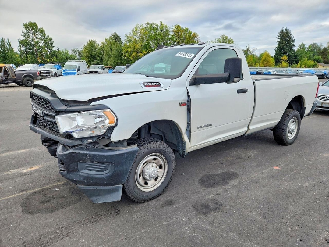 منظر 2021 RAM 2500 TRADESMAN، زاوية 1