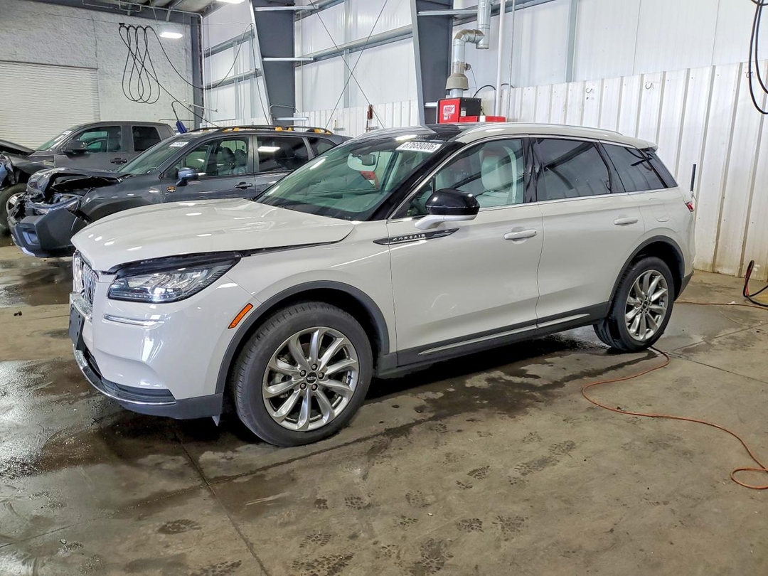 Vista de 2022 LINCOLN CORSAIR, ángulo 1