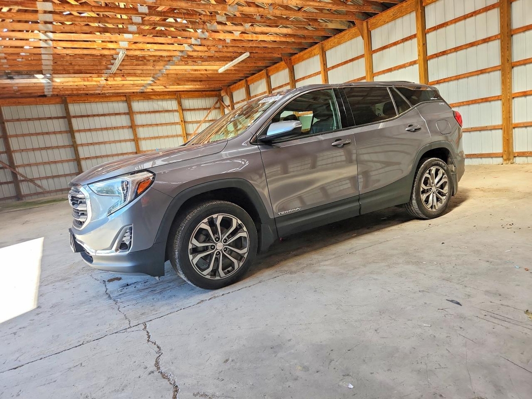 منظر 2020 GMC TERRAIN، زاوية 1