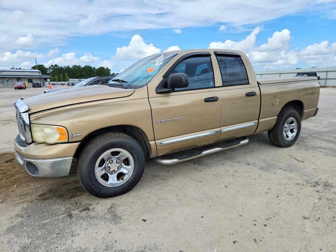 Vue de 2005 DODGE RAM 1500 ST, angle 1