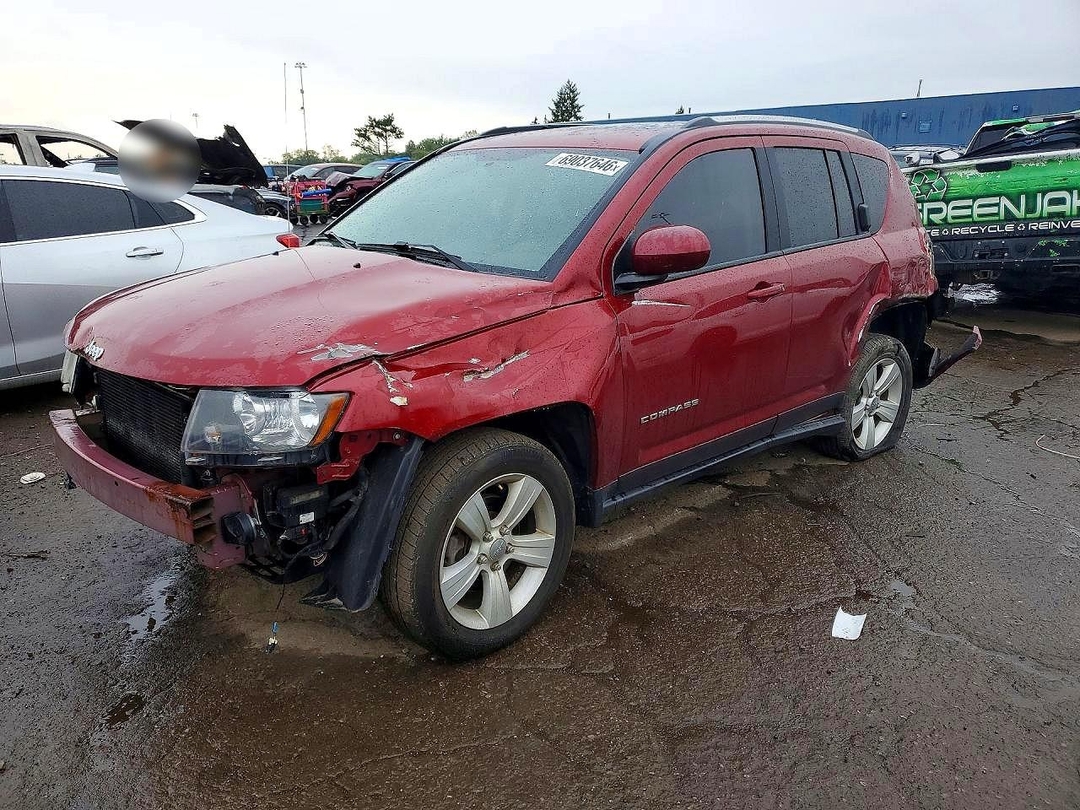 منظر 2015 JEEP COMPASS LATITUDE، زاوية 1