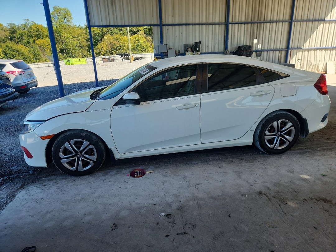 Вид 2017 HONDA CIVIC LX, угол 1