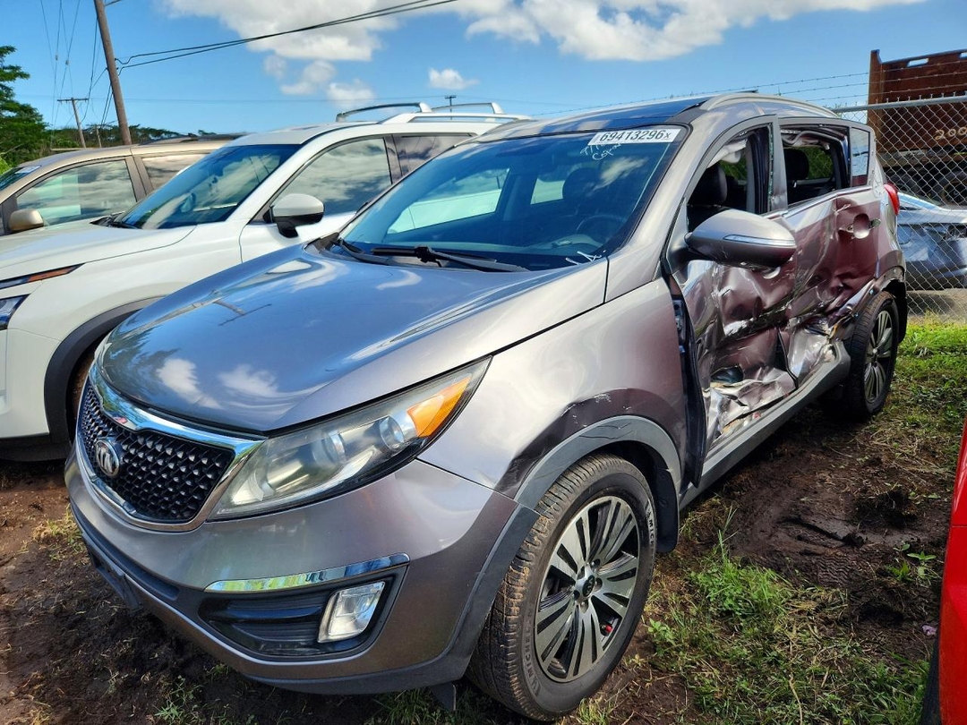 منظر 2014 KIA SPORTAGE EX، زاوية 1