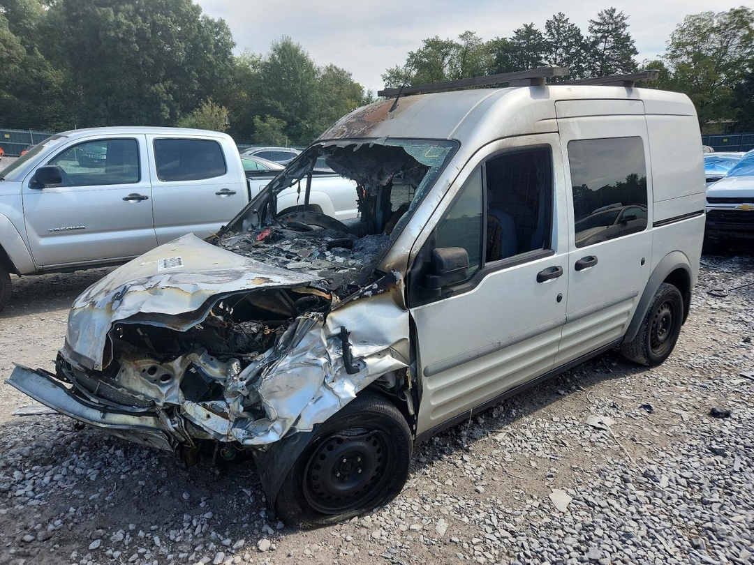منظر 2010 FORD TRANSIT CONNECT XL، زاوية 1