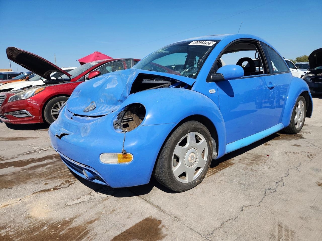 Vue de 2001 VOLKSWAGEN NEW BEETLE GLS, angle 1