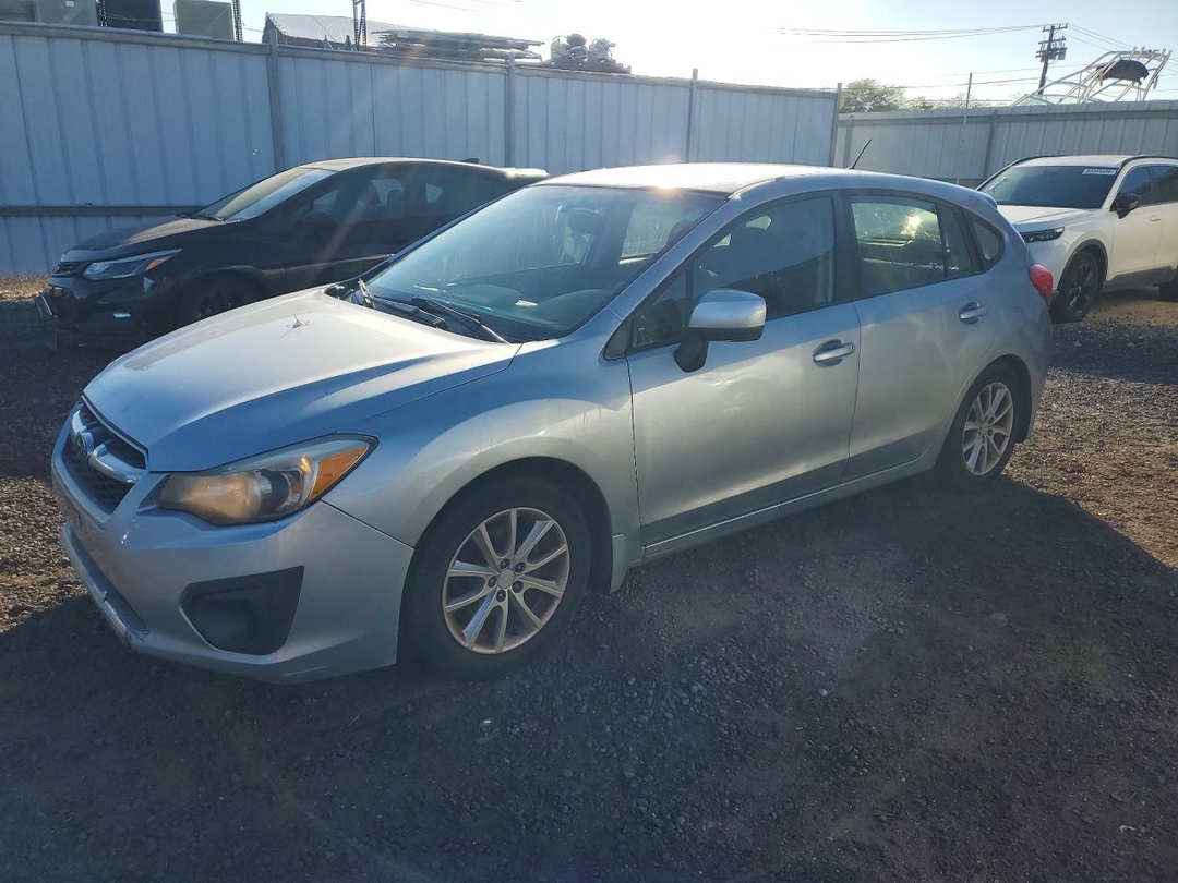 Вид 2014 SUBARU IMPREZA PREMIUM, угол 1