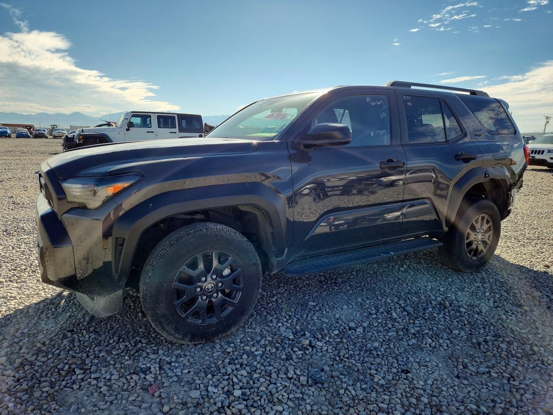 منظر 2025 TOYOTA 4RUNNER SR5، زاوية 1