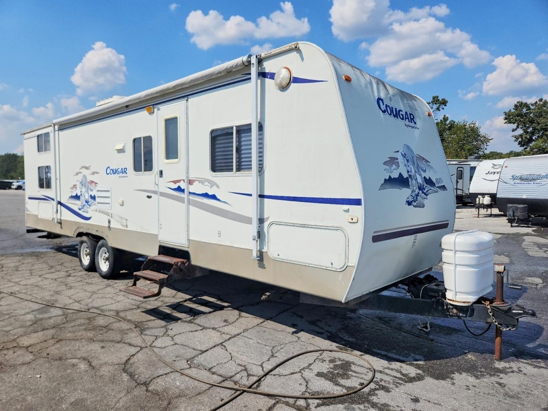 Вид 2005 KEYSTONE COUGAR CAMPER, угол 1