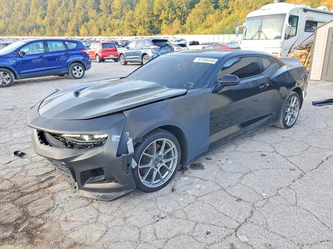 منظر 2020 CHEVROLET CAMARO LS، زاوية 1