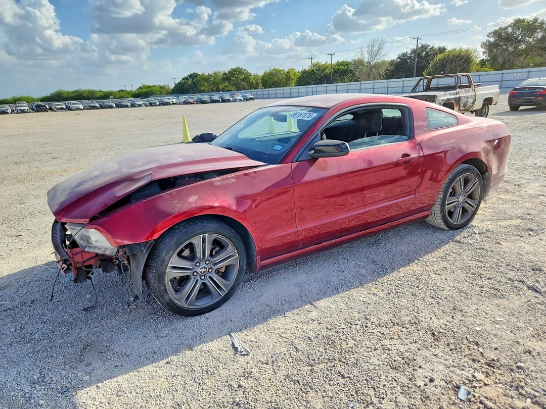 منظر 2014 FORD MUSTANG، زاوية 1