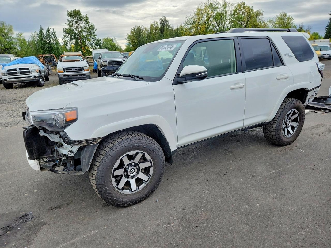منظر 2024 TOYOTA 4RUNNER TRD OFF-ROAD PREMIUM، زاوية 1