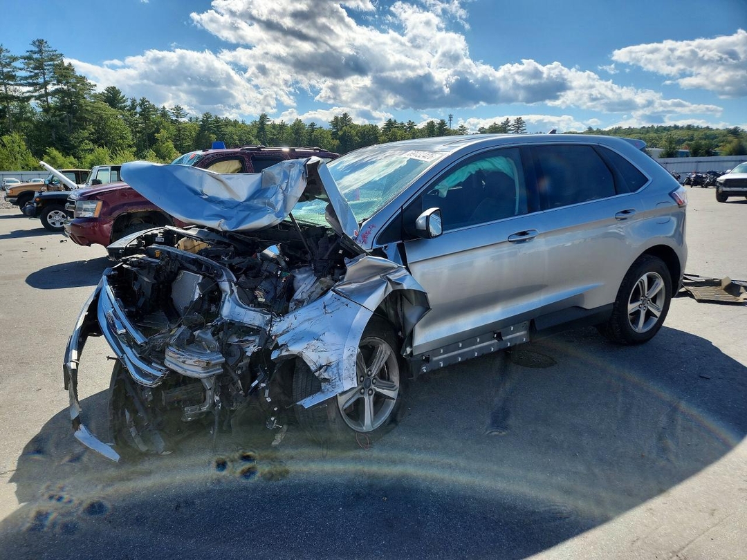 Vue de 2022 FORD EDGE SEL, angle 1