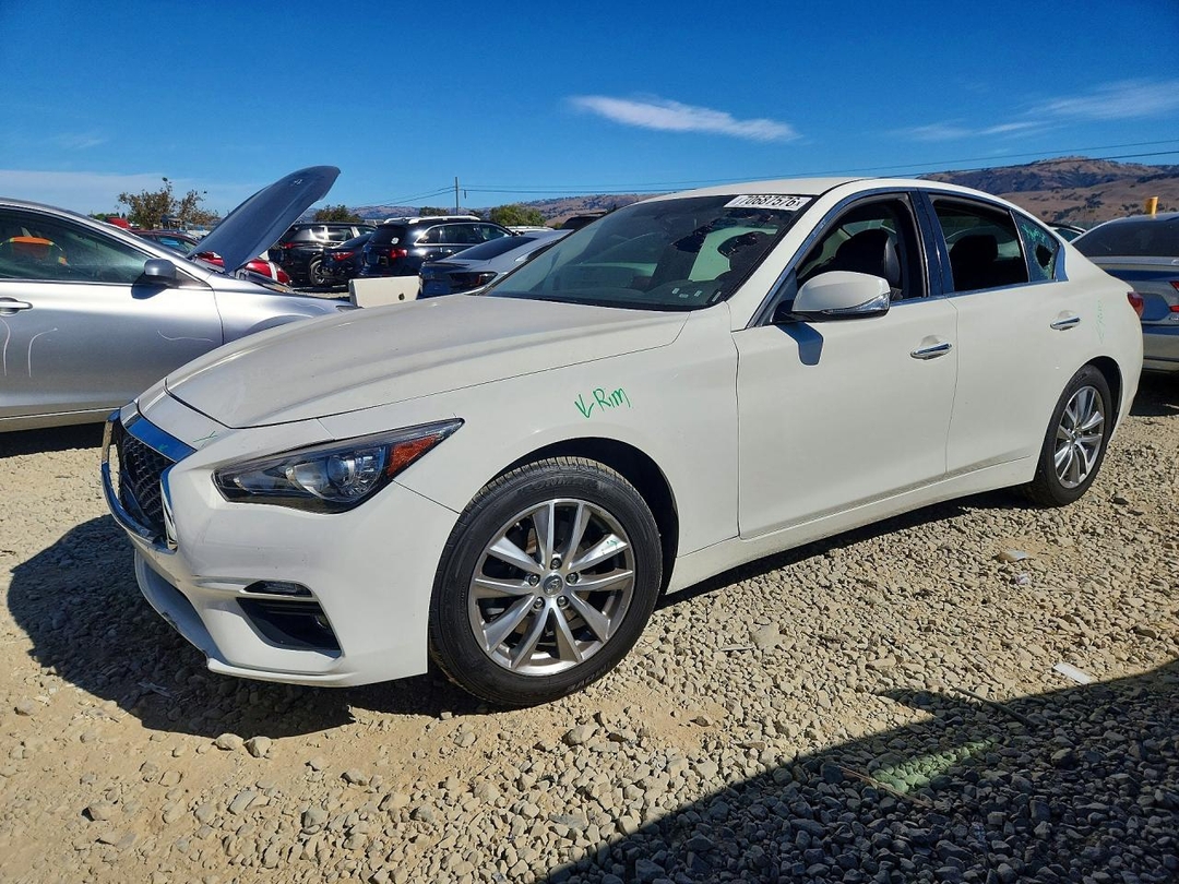 Vedere 2018 INFINITI Q50 2.0T PURE, unghi 1