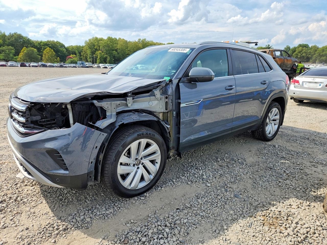 Вид 2022 VOLKSWAGEN ATLAS CROSS SPORT SE, угол 1