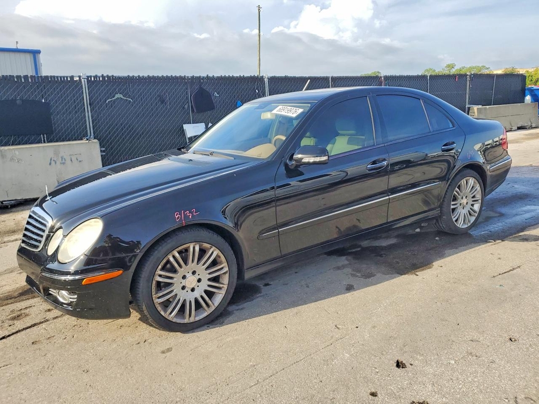 Vista de 2008 MERCEDES-BENZ E 350 4MATIC, ángulo 1