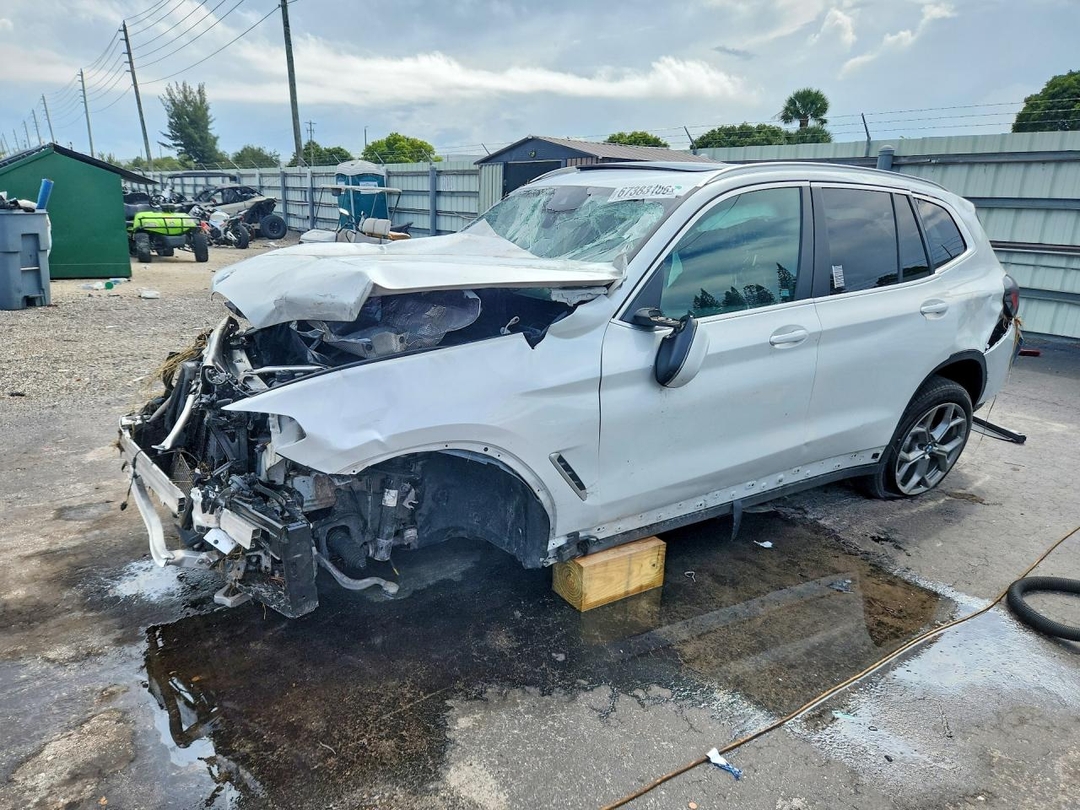 Vue de 2024 BMW X3 SDRIVE30I, angle 1
