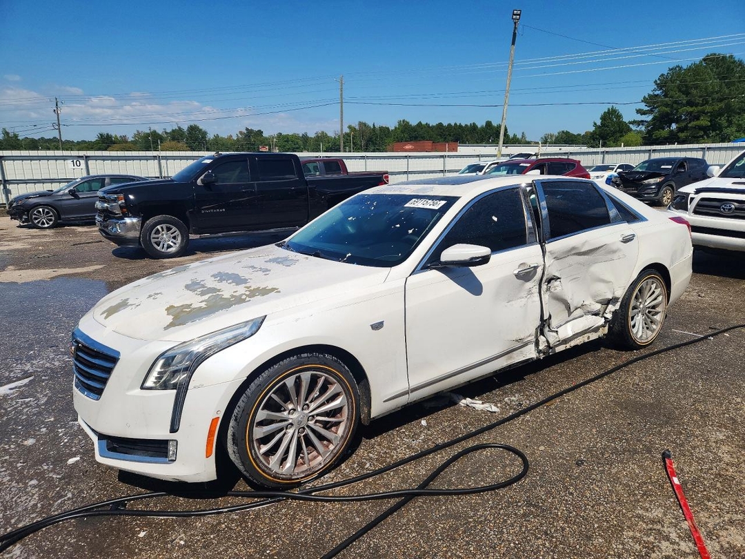 Vista de 2016 CADILLAC CT6 LUXURY, ángulo 1