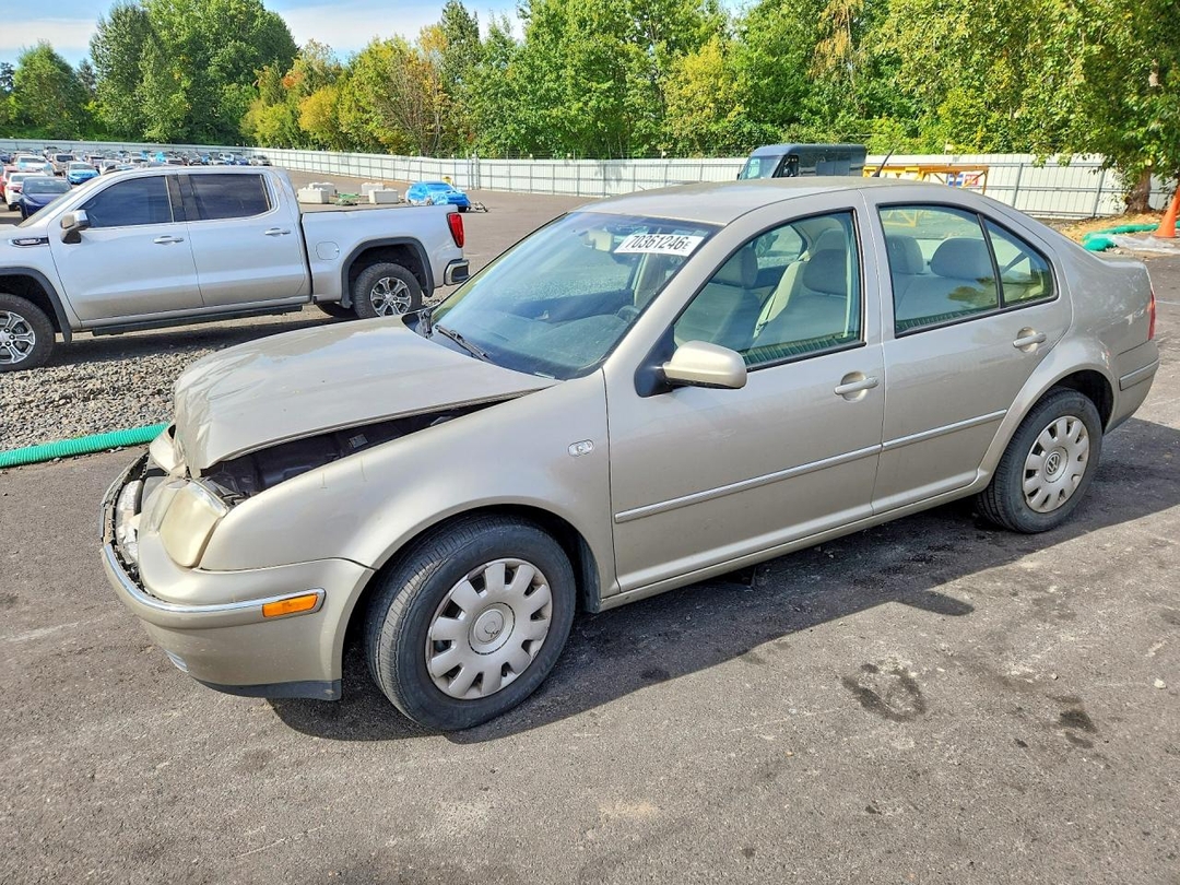 Vue de 2004 VOLKSWAGEN JETTA GL, angle 1