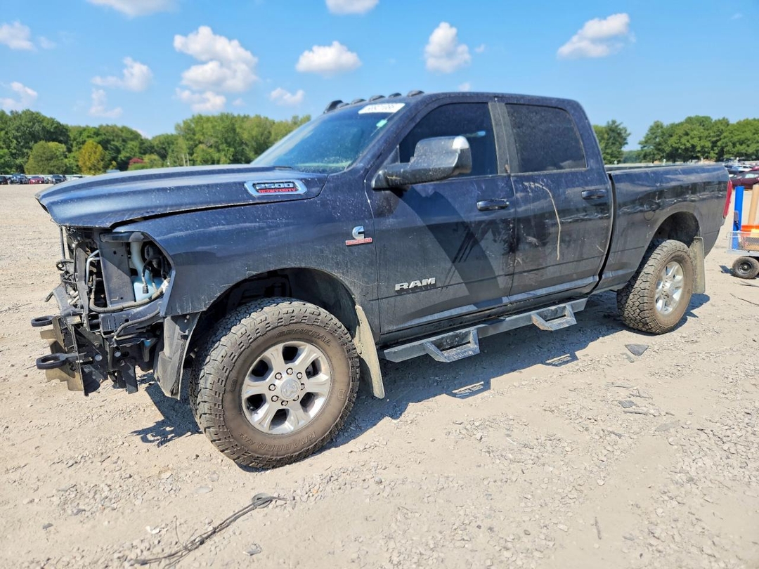 منظر 2021 RAM 2500 BIG HORN، زاوية 1