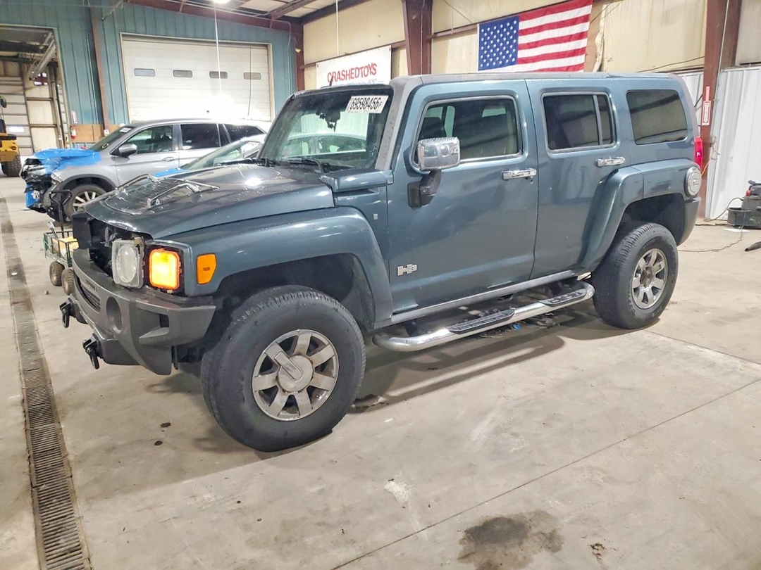 منظر 2007 HUMMER H3، زاوية 1