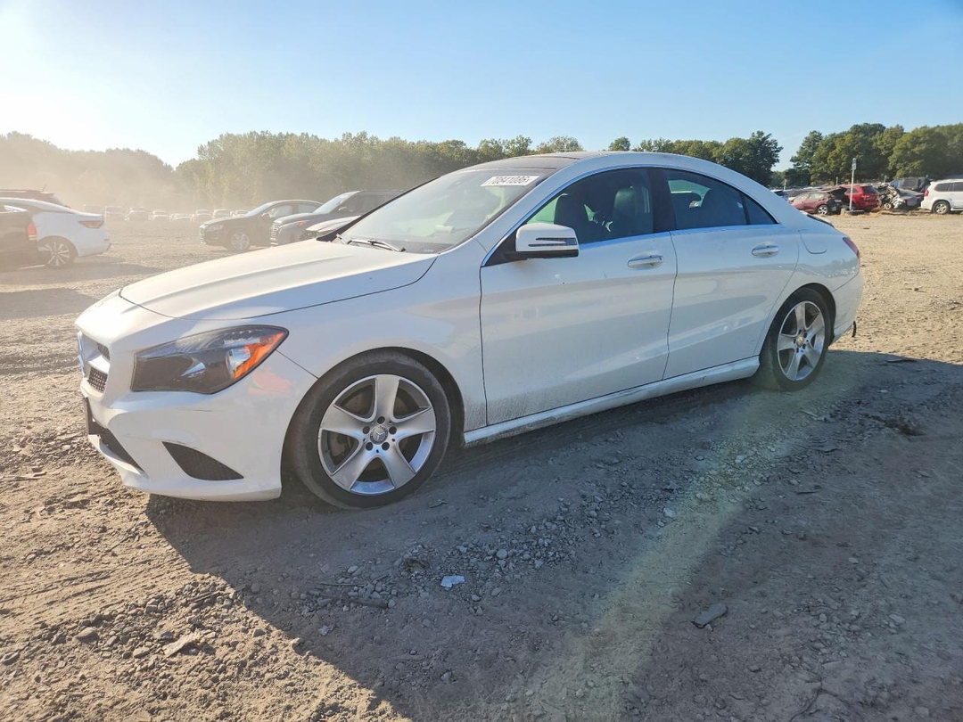 Vedere 2015 MERCEDES-BENZ CLA 250 4MATIC, unghi 1