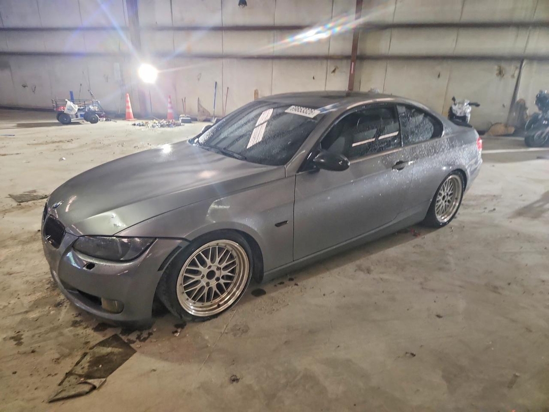 Vista de 2007 BMW 335 I, ángulo 1