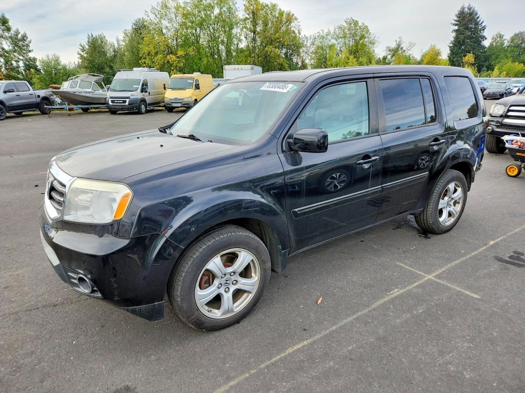 Vista de 2014 HONDA PILOT EXL, ángulo 1