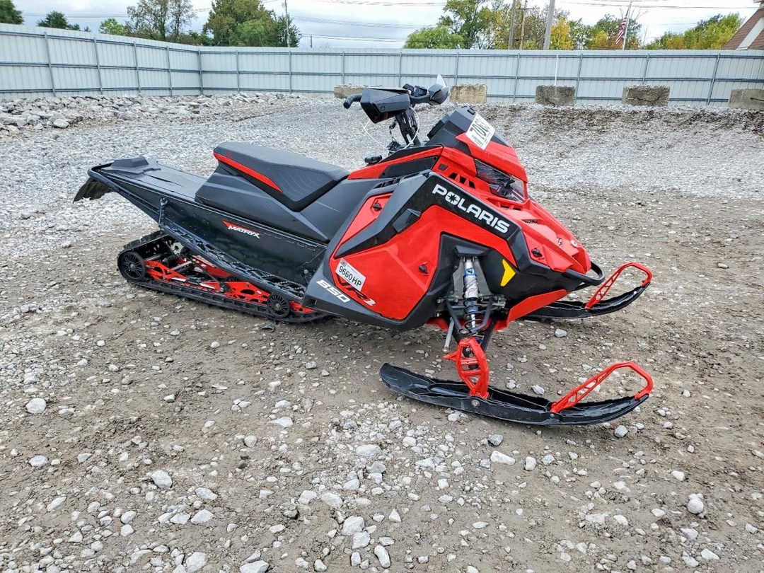 Vista de 2022 POLARIS 850 SNOWMOBILE, ángulo 1