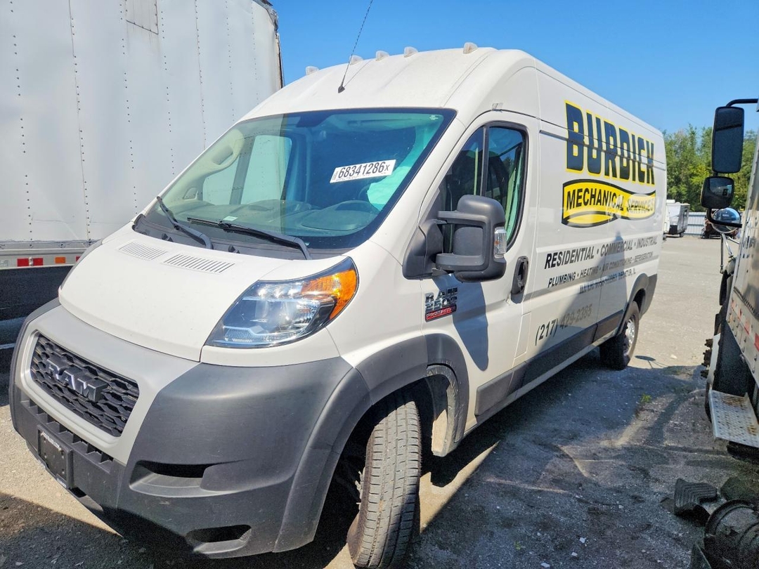 Vue de 2020 RAM PROMASTER 2500 VF DELIVERY VAN, angle 1