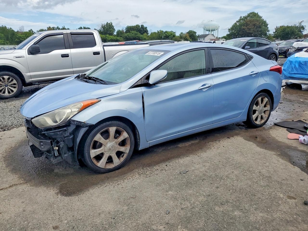 Vue de 2011 HYUNDAI ELANTRA LIMITED, angle 1