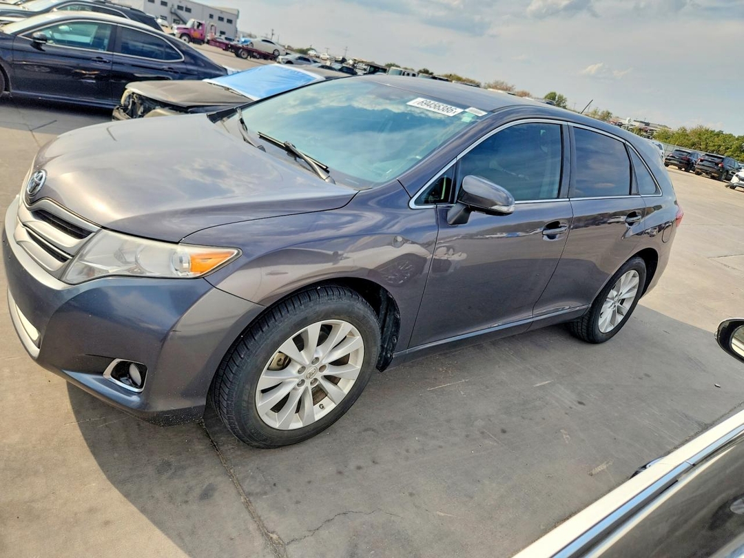 Vedere 2013 TOYOTA VENZA LE, unghi 1